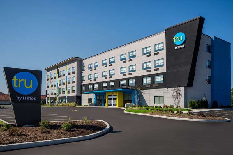Tru by Hilton Merrillville