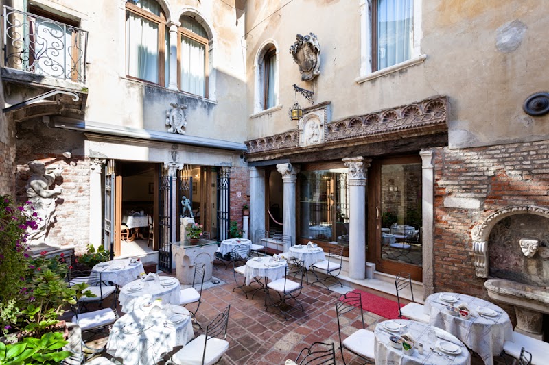 Venice 2025 Hotel Al Ponte Mocenigo