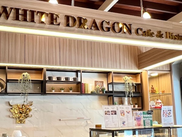 WHITE DRAGON Cafe & Bistro (All Day Breakfast)