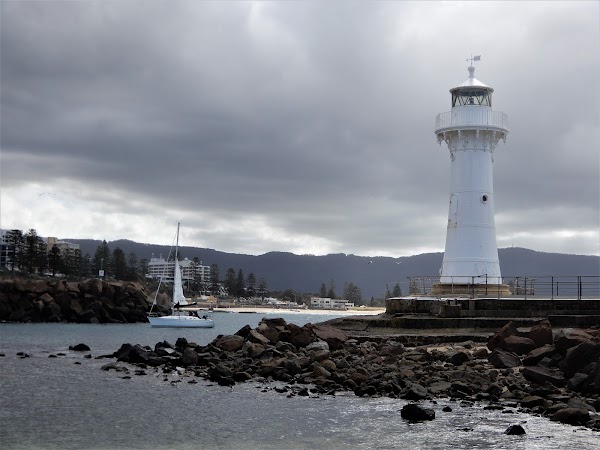 Wollongong Breakwater Lighthouse
