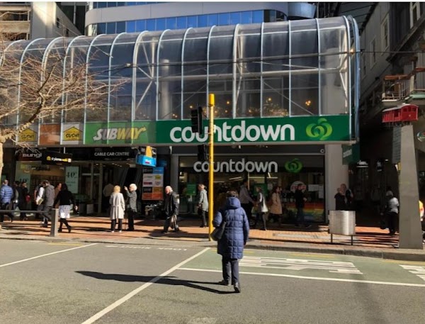 Woolworths Cable Car Lane